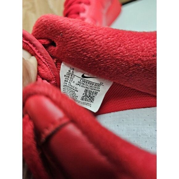 nike air force 1 low triple red Men's Cw6999-600 Size 9.5.  269 - Picture 11 of 12